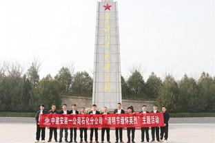 辽宁铁人公布新队徽：红色为主色调，盾牌+铁锤造型